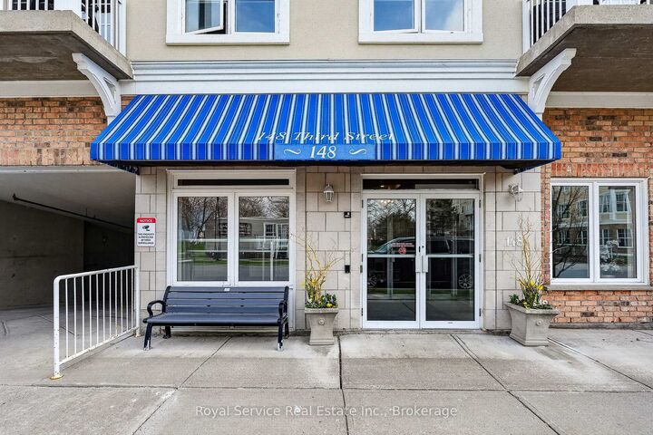 Property Photo: 148 Third Street 206 ON K9A 5X2