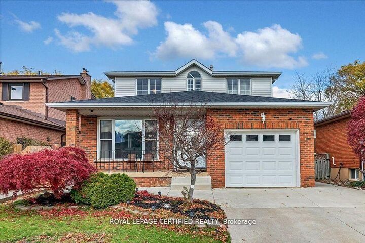 Photo de la propriété:  35 Trenholme Crescent  ON L8W 2L4 