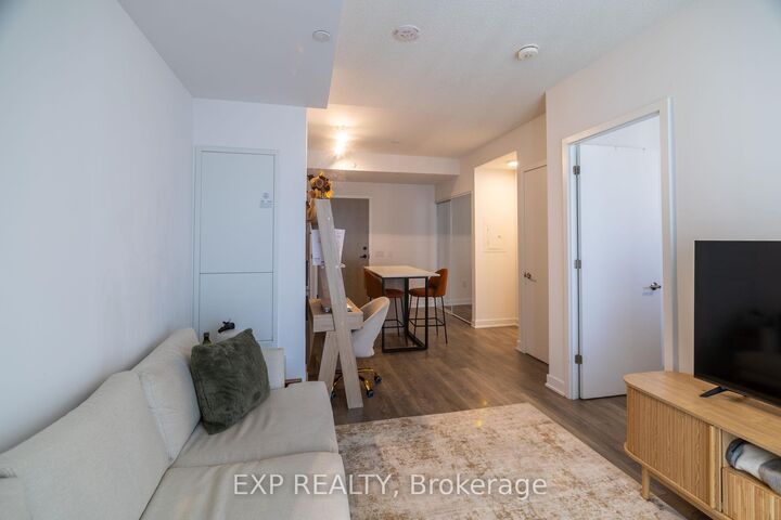 Property Photo:  35 Tubman Avenue 922  ON M5A 0T1 