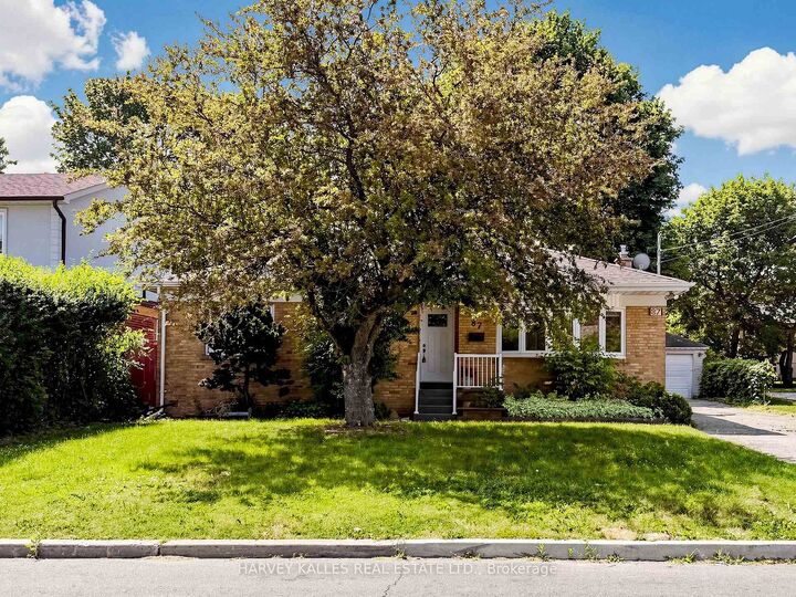 87 Combe Avenue — photo 1