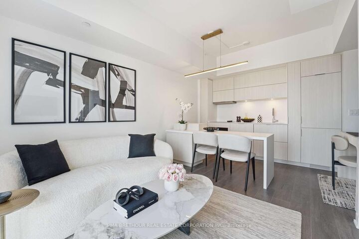 Property Photo: 370 Martha Street 1901 ON L7R 0G9