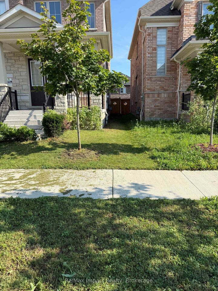 Property Photo: 166 Auckland Drive ON L1P 0J2