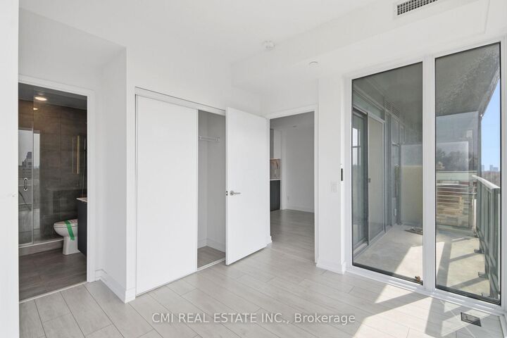 Property Photo:  500 Dupont Street 607  ON M6G 0B8 
