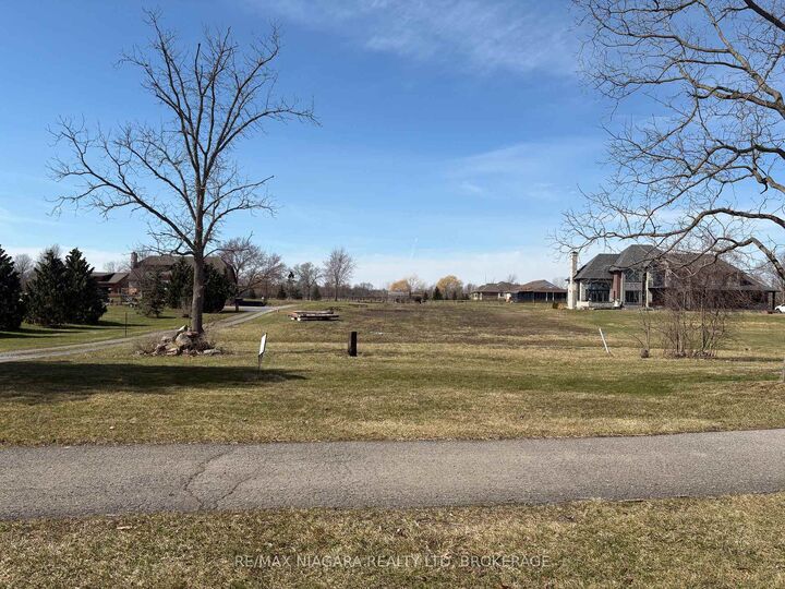 Property Photo:  0 Niagara River Parkway  ON L2E 6S6 