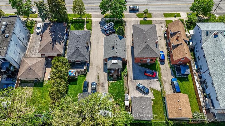 Property Photo: 165 Thirtieth Street ON M8W 3C3