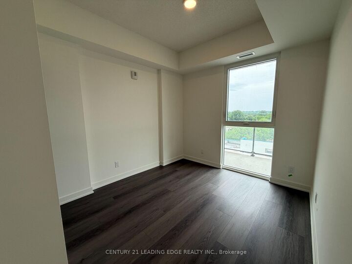 Property Photo:  33 Erie Avenue 712  ON N3S 0K7 