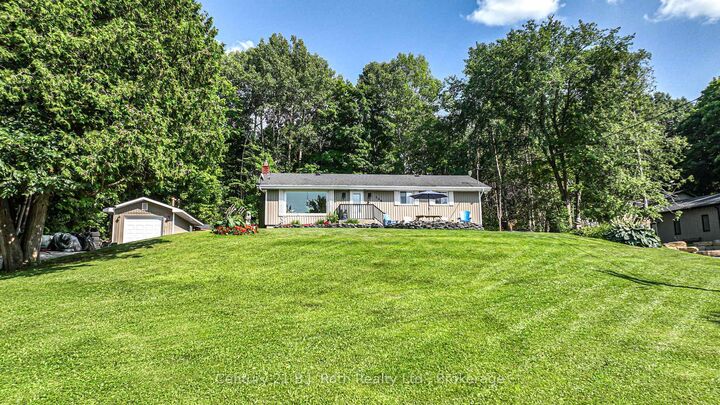138 Lake Dalrymple Road — photo 1