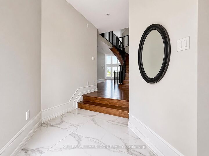 Property Photo:  139 Cambie Road  ON K1X 0A6 