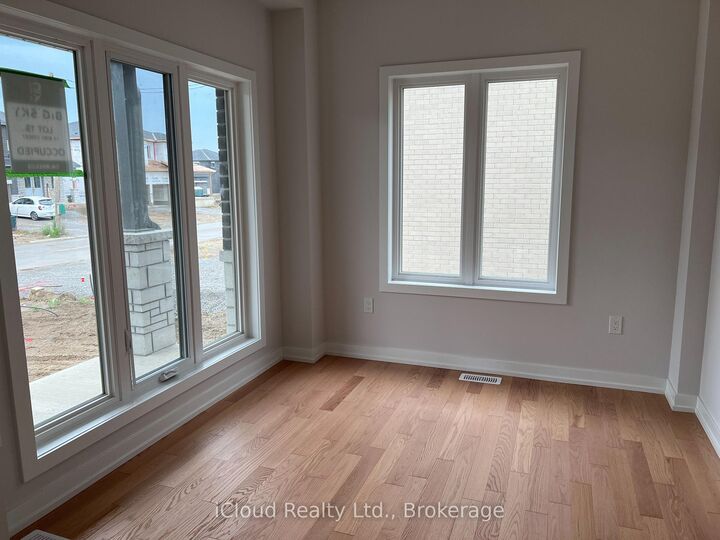 Property Photo:  14 Bird Street E  ON N3Y 0G9 