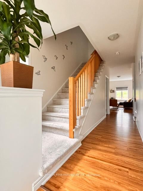 Property Photo:  33 Bilanski Farm Road  ON N3S 0J7 