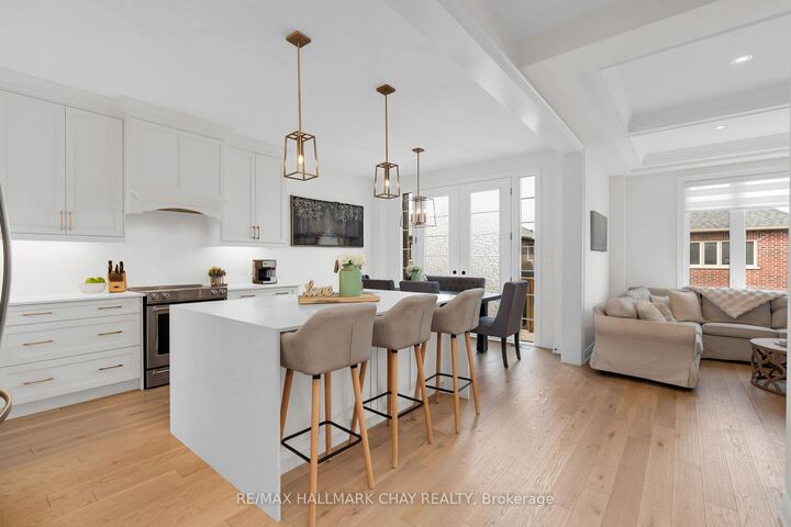 Property Photo: 4 Periwinkle Road ON L9X 2E2