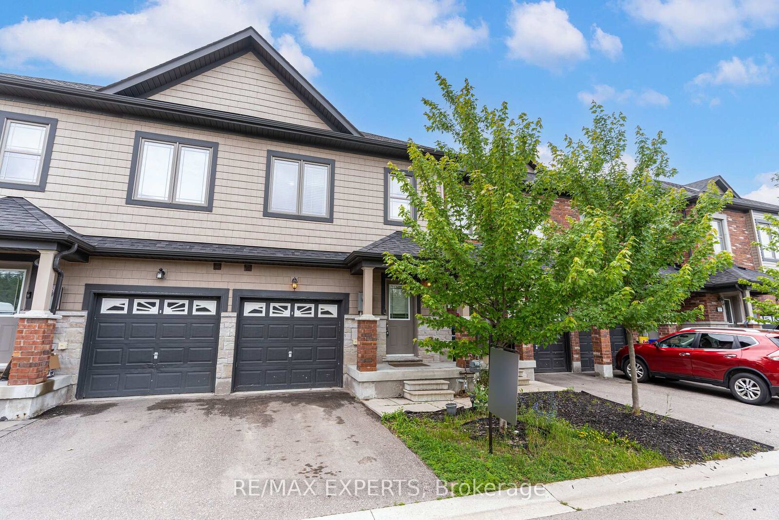 Photo de la propriété:  21 Cygnus Crescent  ON L4N 9C2 