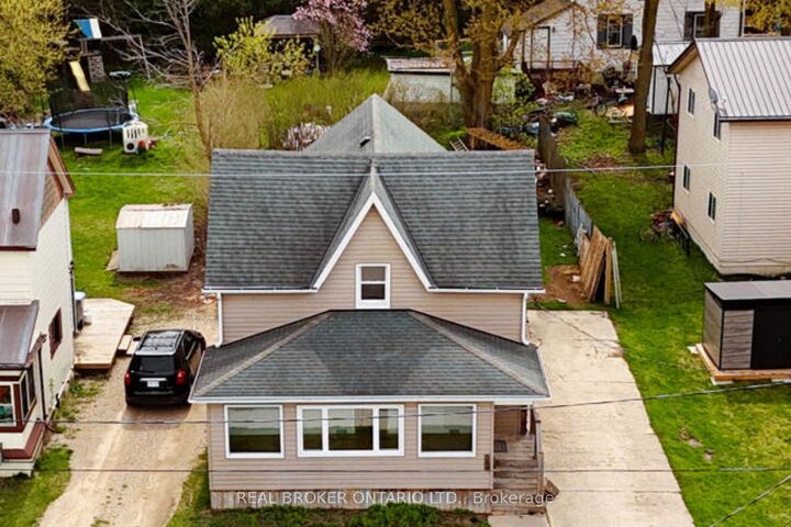 Property Photo: 368 Wellington Avenue S ON N4W 2J2