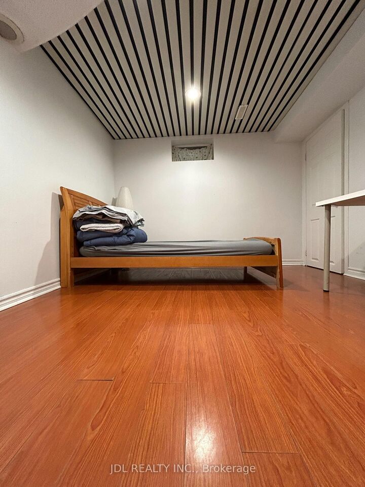 Property Photo: 44 Glencoyne Cres Crescent Bsmt ON M1W 2Z2