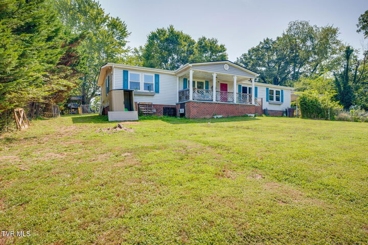 Property Photo:  353 Center Drive  TN 37617 