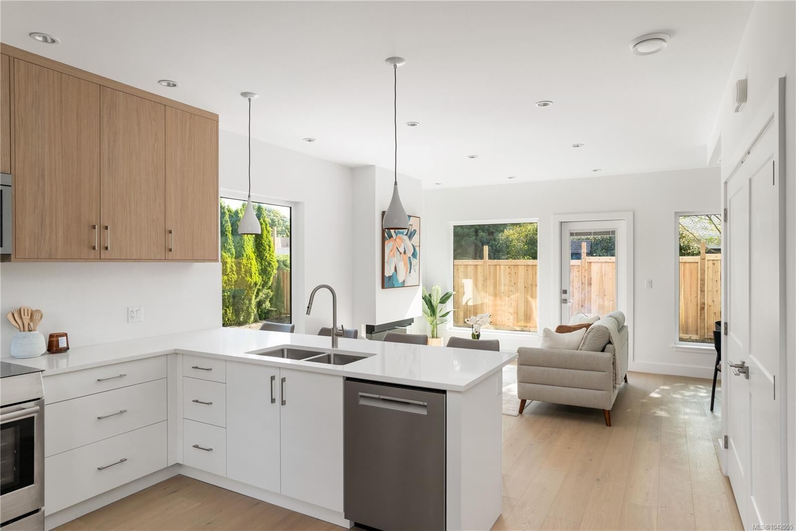 Property Photo: 2118 Pentland Rd #4 BC V8S 2W4