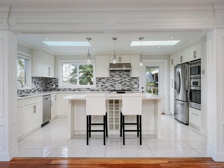 4081 Cedar Hill Rd — photo 1