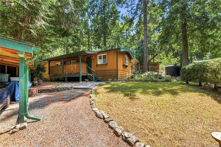 Property Photo: 1132 Pat Burns Ave BC V0R 1X2