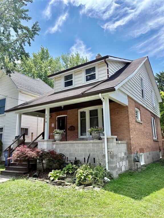 Property Photo: 100 Joseph Street ON N7L 3G9