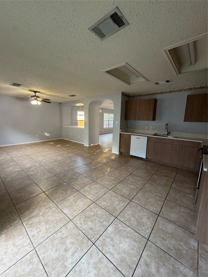 Property Photo:  3207 Settlement Drive  TX 78665 