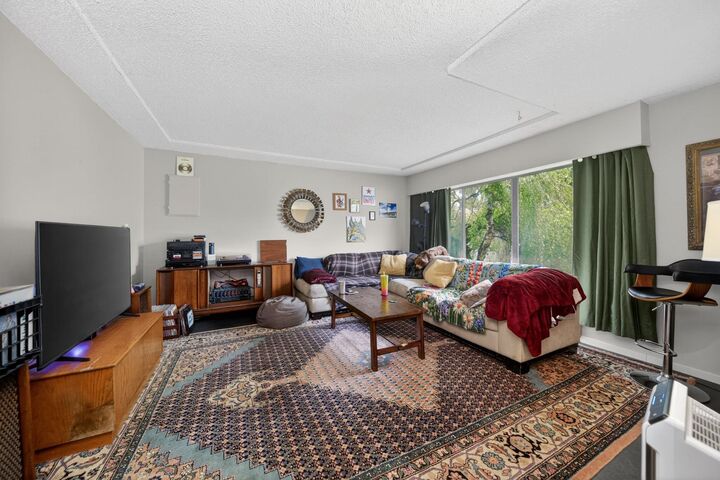 Property Photo: 2112 E 46th Avenue BC V5P 1P4