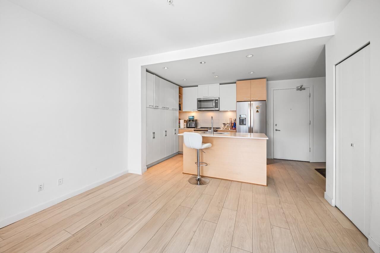 Property Photo: 10603 140 Street 314 BC V3T 0M8