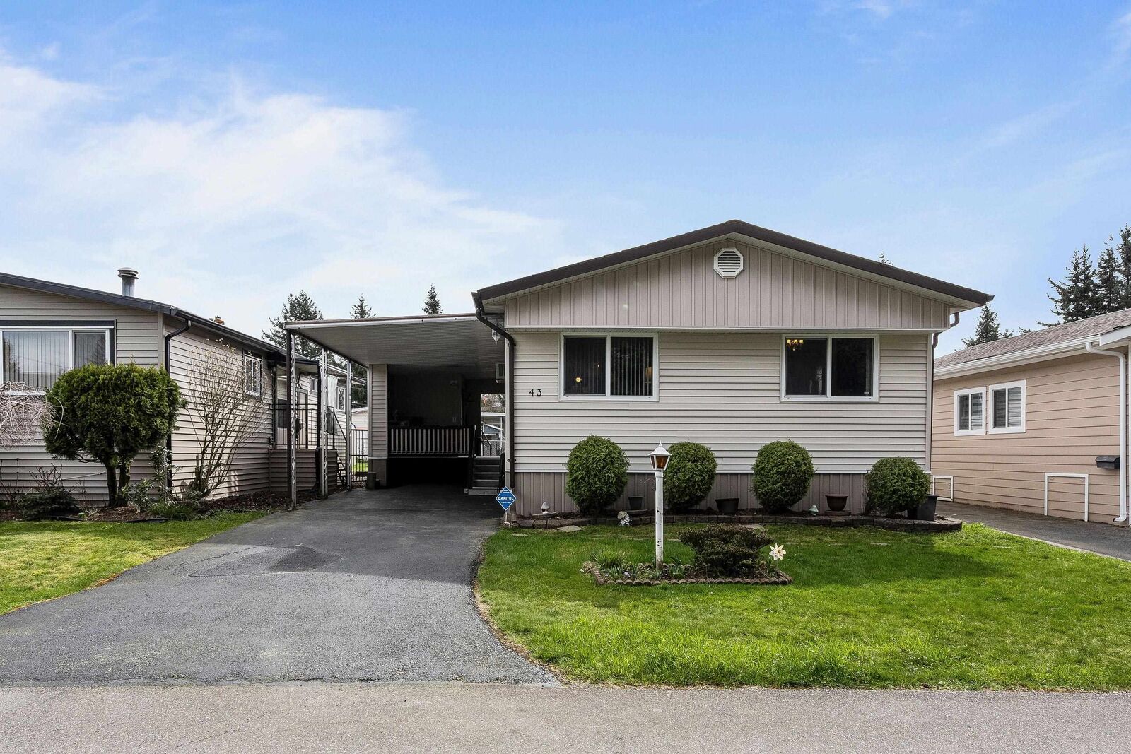 Property Photo:  31313 Livingstone Avenue 43  BC V2S 1M3 