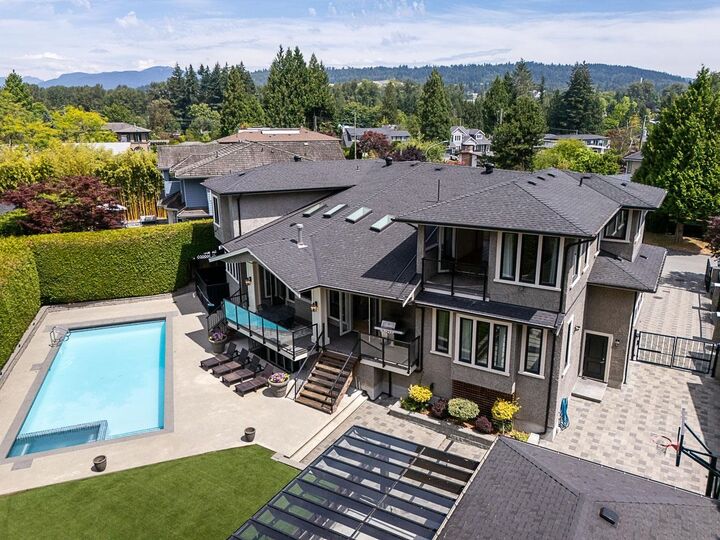 Property Photo: 7652 Kerrywood Crescent BC V5A 2G1