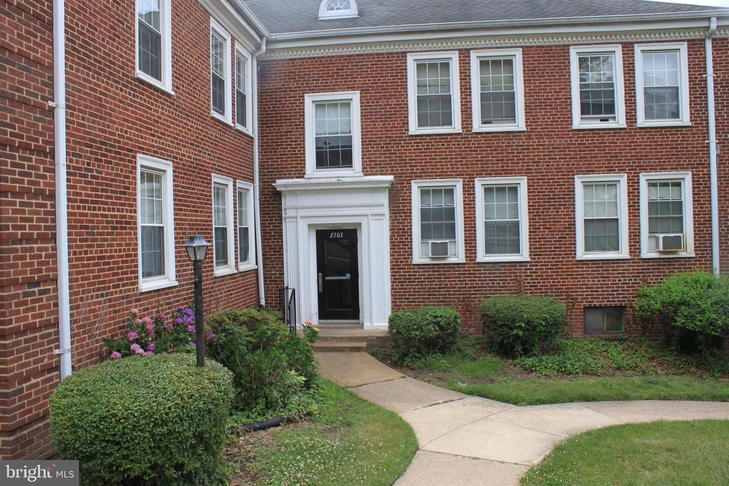 Property Photo:  2703 31st Street SE B280  DC 20020 