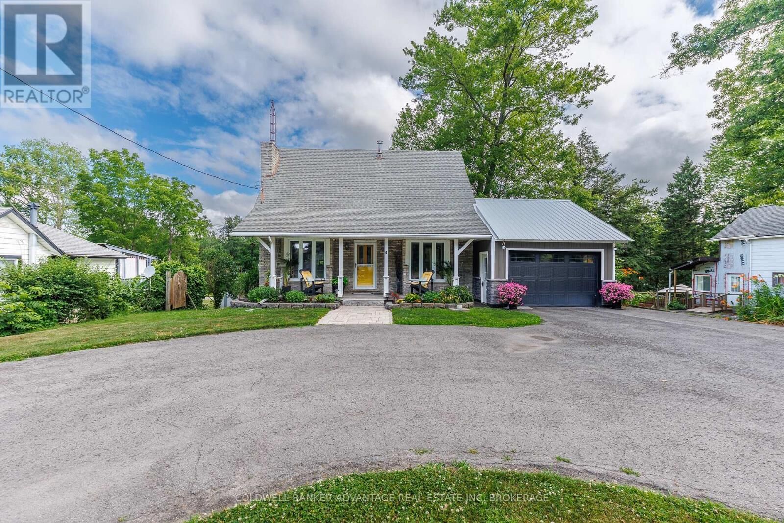 Property Photo:  10448 Lakeshore Road West  ON L3K 5V4 