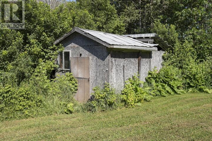 Property Photo: 186 Iron River Rd ON P0S 1C0
