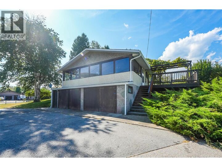 Property Photo: 807 Waterloo Road BC V1N 4K8