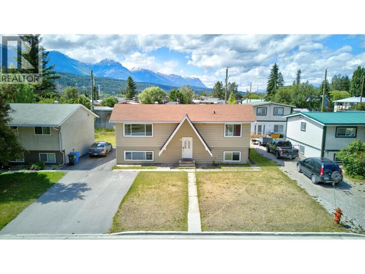 Property Photo: 1252 Alexander Drive BC V0A 1H0