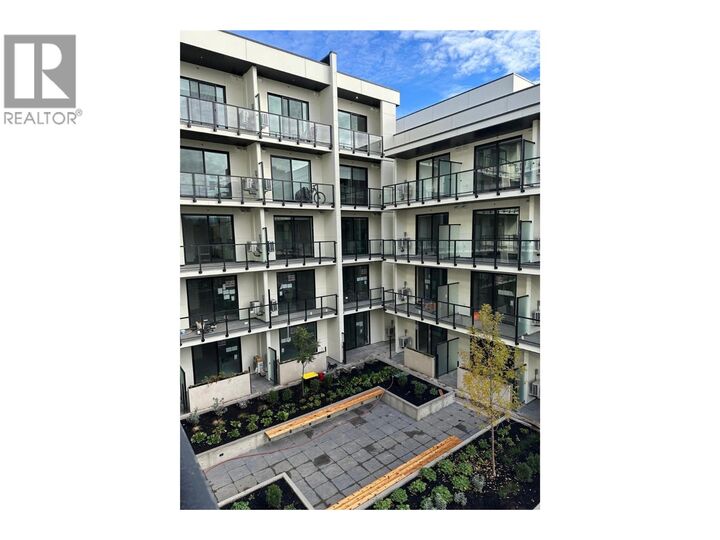 Property Photo: 1274 Devonshire Avenue 443 BC V1Y 0M7