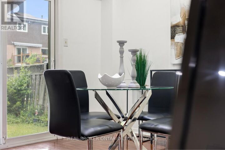 Property Photo:  1804 Princelea Place  ON L5M 3R8 
