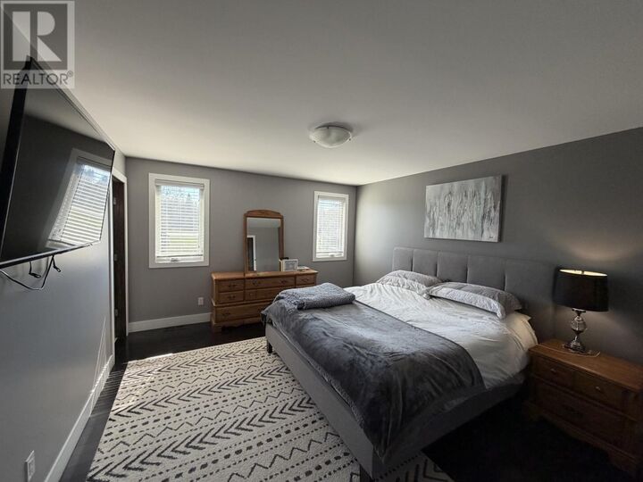 Property Photo: 216 Cougar Cres ON P7C 0B2