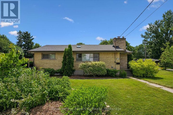 190 Metcalfe Street — photo 1