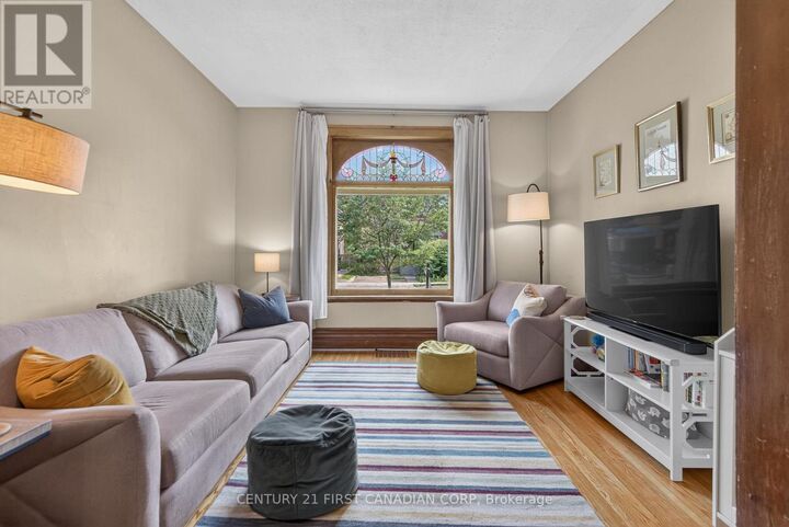 Property Photo:  754 Lorne Avenue  ON N5W 3K8 