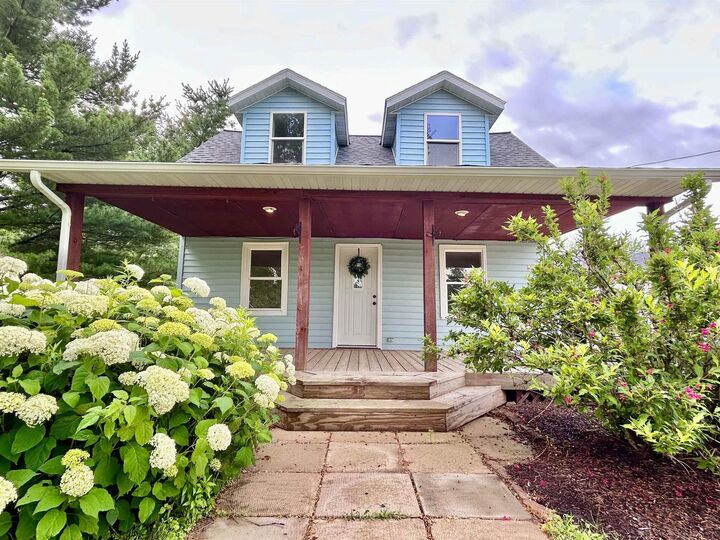 Property Photo:  575 County Road N  WI 54414 