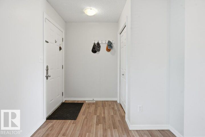 Property Photo:  1404 Hermitage Road NW 30  AB T5A 0P5 