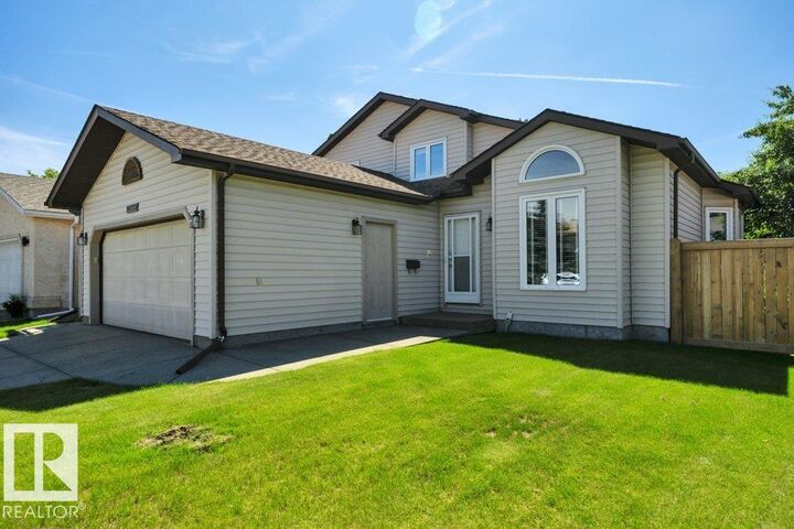 Property Photo:  10223 174 Avenue NW  AB T5X 5W5 
