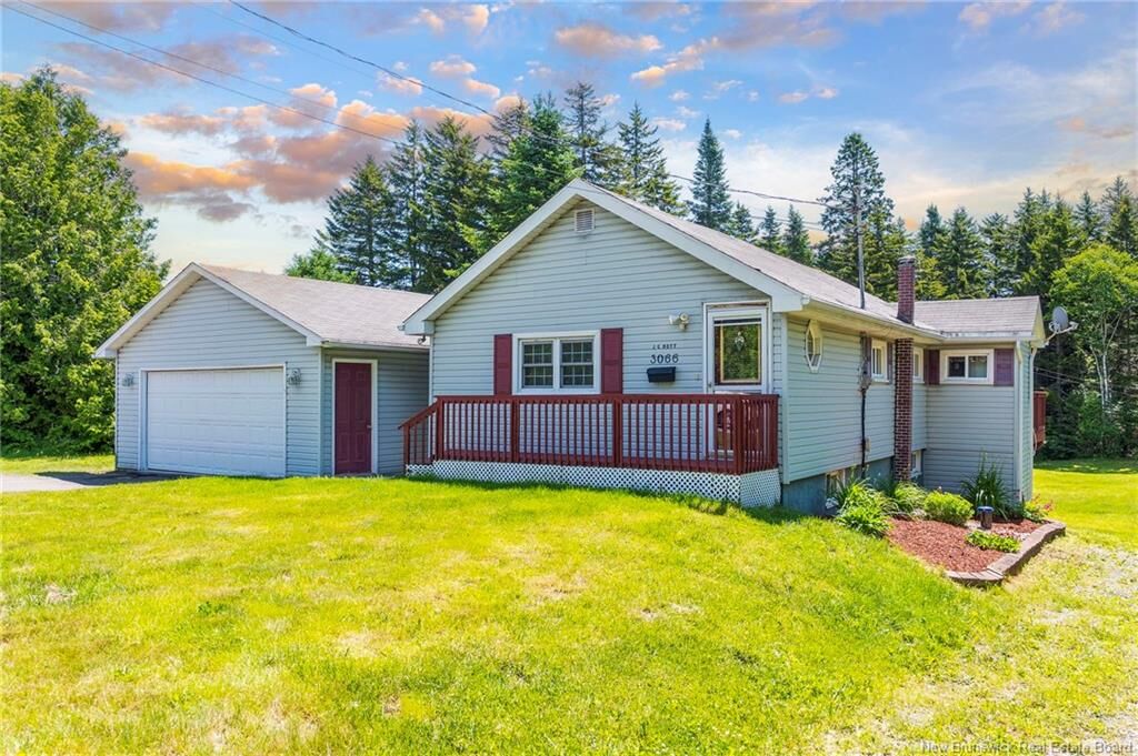 Photo de la propriété:  3066 Loch Lomond Road  NB E2N 1B3 