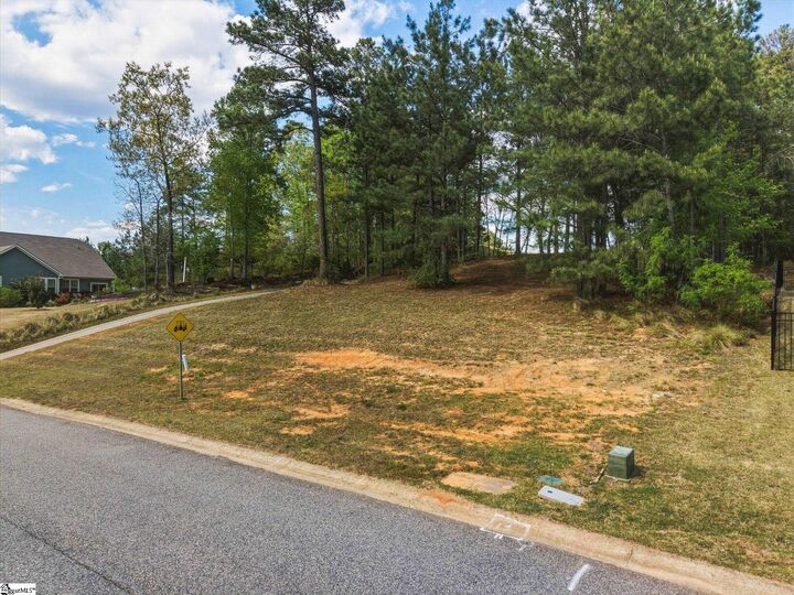 Property Photo: 5 Club Cart Road SC 29690