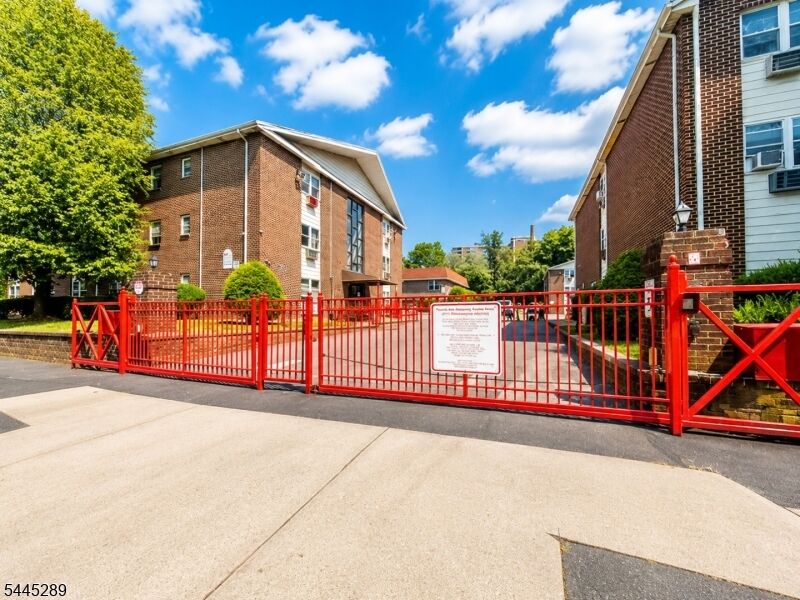 Property Photo: 40 Watchung Ave 7 NJ 07109