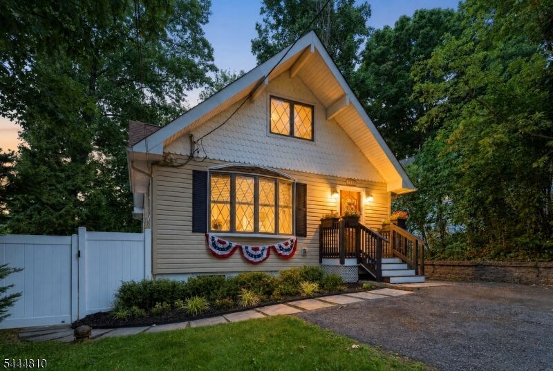 Property Photo:  306 West End Ave  NJ 07843 