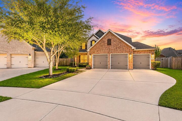 Property Photo: 18603 Magpie Court TX 77429