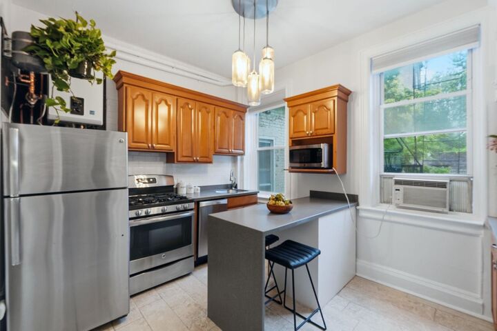 Property Photo:  258 9th St 2  NJ 07030 