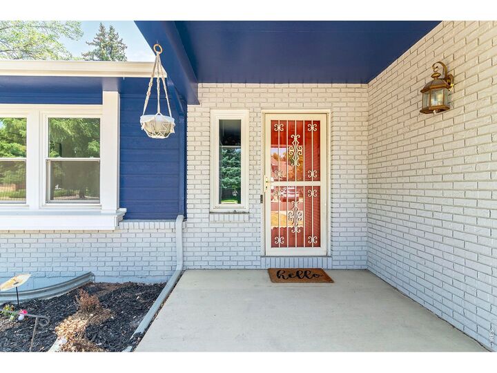 Property Photo: 1901 Red Cloud Rd CO 80504