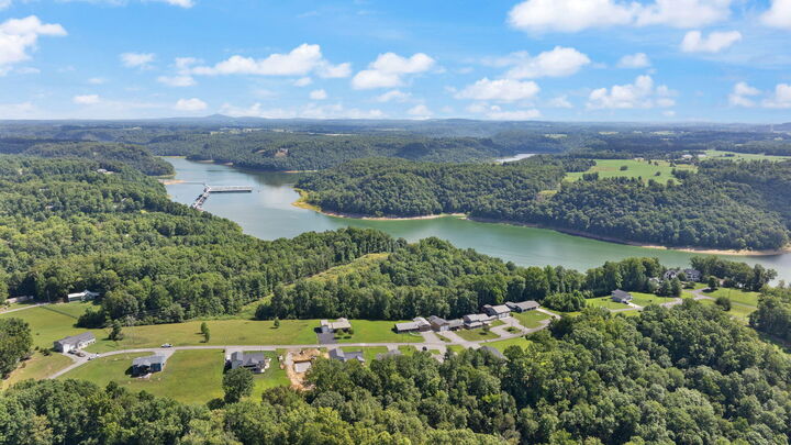 Property Photo: 660 Highway 1383 KY 42642