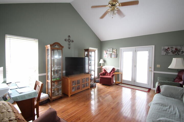 Property Photo:  109 Yorkshire Drive  KY 40342 